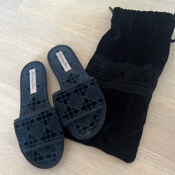 Christian Dior Velvet Cannage Chez Moi Slide 38.5 - Picture 4 of 4